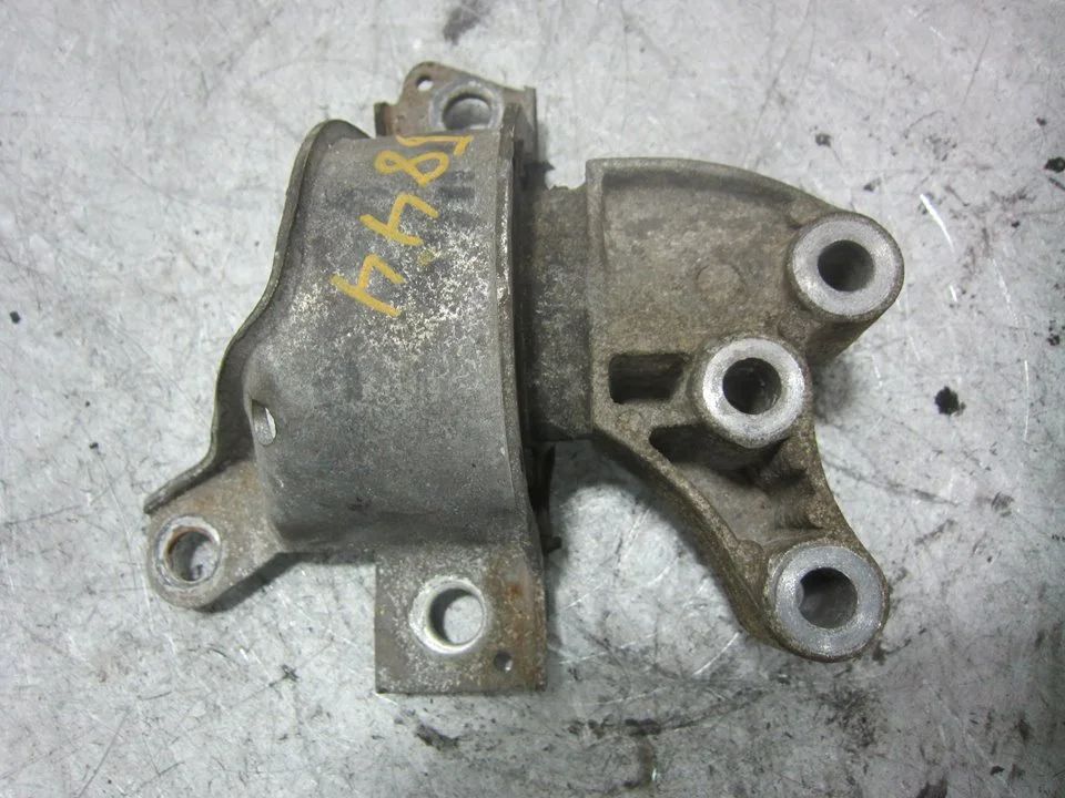 Foto de SOPORTE MOTOR DERECHO FIAT 500 (150) BERLINA 1.2 CAT (69 CV / 51 KW) referencia 51730868