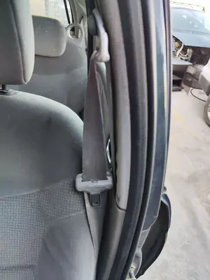 Foto de CINTURON SEGURIDAD DELANTERO IZQUIERDO RENAULT SCENIC I (JA...) 1.9 dCi Diesel CAT (102 CV / 75 KW) referencia 7700432479 foto 2