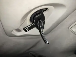 Foto de CINTURON SEGURIDAD TRASERO CENTRAL PEUGEOT 308 SW 1.6 HDi FAP CAT (9HZ / DV6TED4) (109 CV / 80 KW) referencia 96586041XX