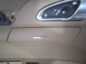 Foto de CENICERO PORSCHE CAYENNE (TIPO 92A) 4.8 V8 CAT (400 CV / 294 KW) referencia 7P5857951