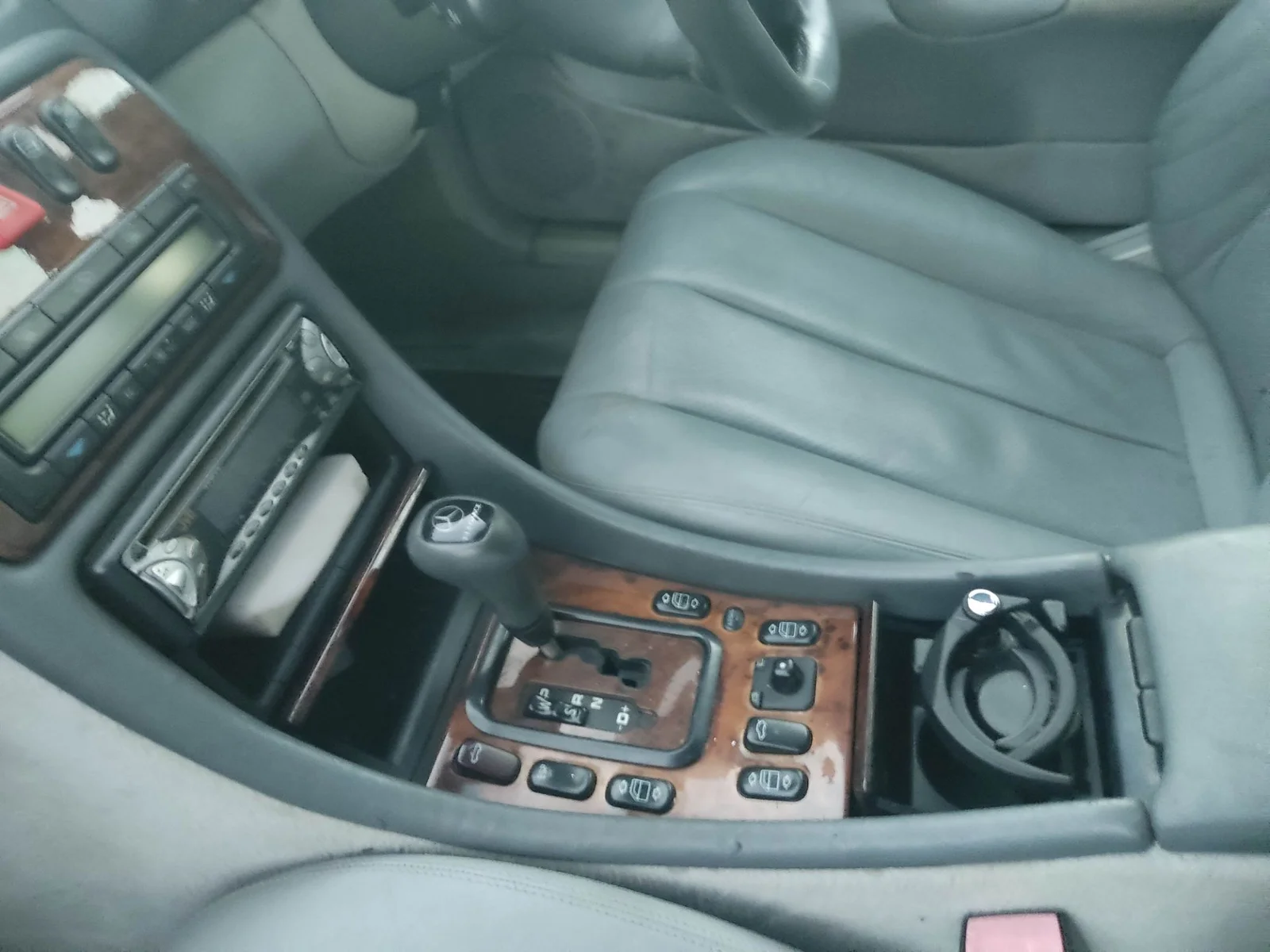 Foto de MANDO ELEVALUNAS CENTRAL MERCEDES-BENZ CLK (BM 208) CABRIO 3.2 V6 18V CAT (218 CV / 160 KW)