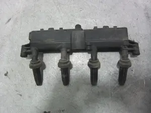 Foto de BOBINA ENCENDIDO PEUGEOT 206 BERLINA 4-PT. 1.4  (75 CV / 55 KW) referencia 9654814480