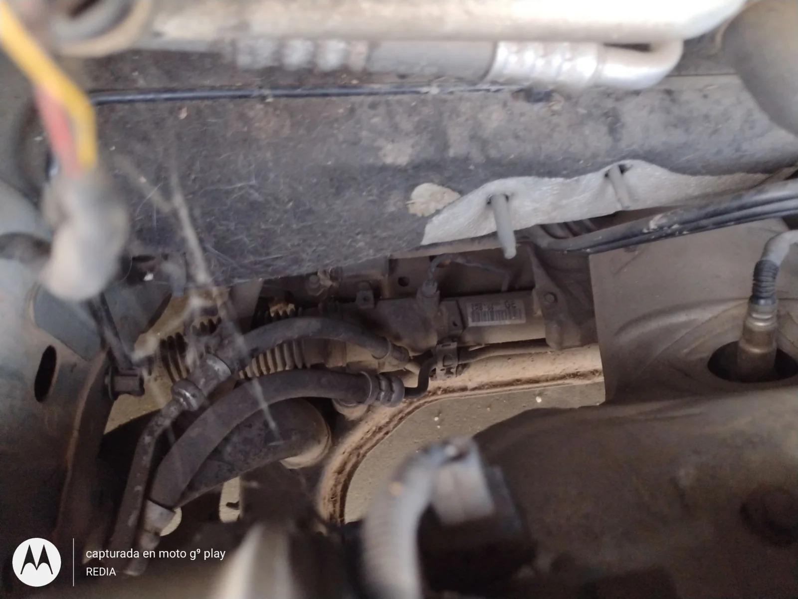 Foto de TUBO PRESION DIRECCION ASISTIDA FORD FOCUS SPORTBREAK (CAP) 1.6 16V CAT (101 CV / 74 KW)