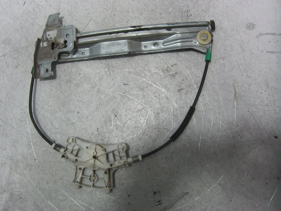 Foto de ELEVALUNAS DELANTERO DERECHO PEUGEOT 407 2.0 16V HDi FAP CAT (RHR / DW10BTED4) (136 CV / 100 KW) referencia 9644893680