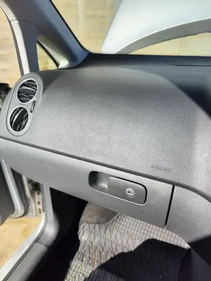 Foto de AIRBAG DELANTERO IZQUIERDO VOLKSWAGEN GOLF PLUS V (5M1) 1.9 TDI (105 CV / 77 KW)
