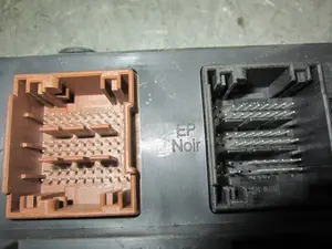 Foto de NO IDENTIFICADO CITROEN C4 BERLINA 1.6 HDi FAP (112 CV / 82 KW) referencia 966554748000 foto 6