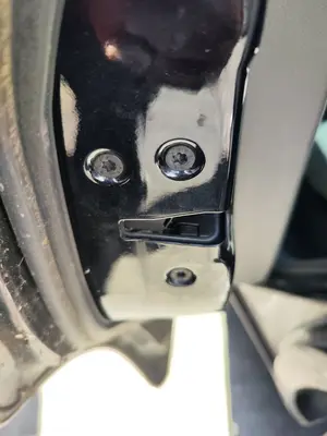 Foto de CERRADURA PUERTA TRASERA IZQUIERDA FORD FOCUS C-MAX (CAP)(2003) 1.6 TDCi CAT (90 CV / 66 KW)