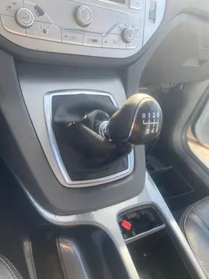 Foto de PALANCA CAMBIO FORD KUGA (CBV) 2.0 TDCi CAT (136 CV / 100 KW)