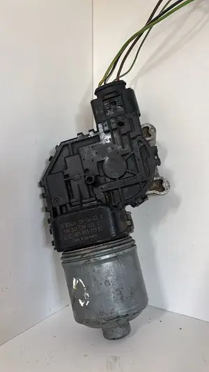 Foto de MOTOR LIMPIA DELANTERO AUDI A4 BERLINA (8E) referencia 0390241509 foto 2