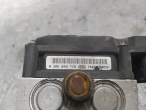 Foto de ABS OPEL MERIVA 1.3 16V CDTI (75 CV / 55 KW) referencia 0265800770 foto 3
