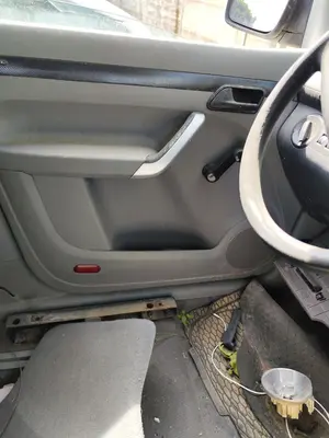 Foto de CENTRALITA CONFORT VOLKSWAGEN CADDY (2K)(02.2004) 1.9 TDI (BSU) (75 CV / 55 KW)