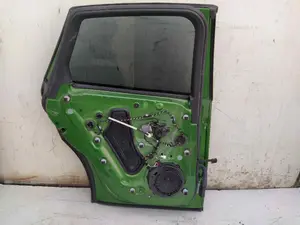 Foto de PUERTA TRASERA IZQUIERDA PORSCHE MACAN (95BA) referencia 95B833312A foto 3