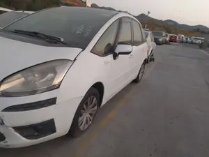 Foto de PUENTE DELANTERO PEUGEOT 308 1.6 HDi FAP CAT (9HZ / DV6TED4) (109 CV / 80 KW) referencia 9833289680 foto 2