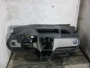 Foto de SALPICADERO DACIA DOKKER 1.5 dCi Diesel FAP CAT (90 CV / 66 KW) referencia 681007344R foto 4