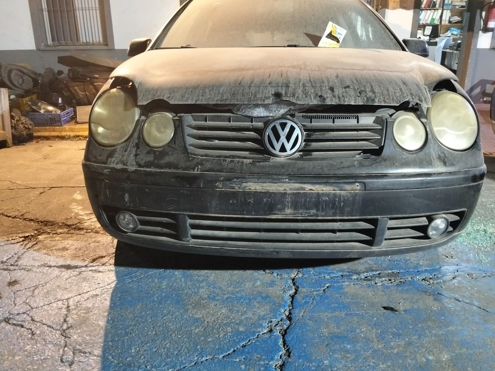Foto de PARAGOLPES DELANTERO VOLKSWAGEN POLO IV (9N1)