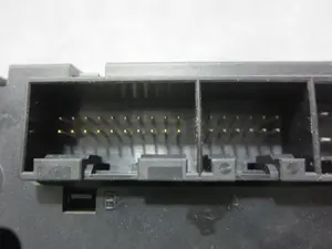 Foto de MANDO CALEFACCION / AIRE ACONDICIONADO SEAT IBIZA (6L1) 1.9 TDI (101 CV / 74 KW) referencia 6L0820043B foto 5