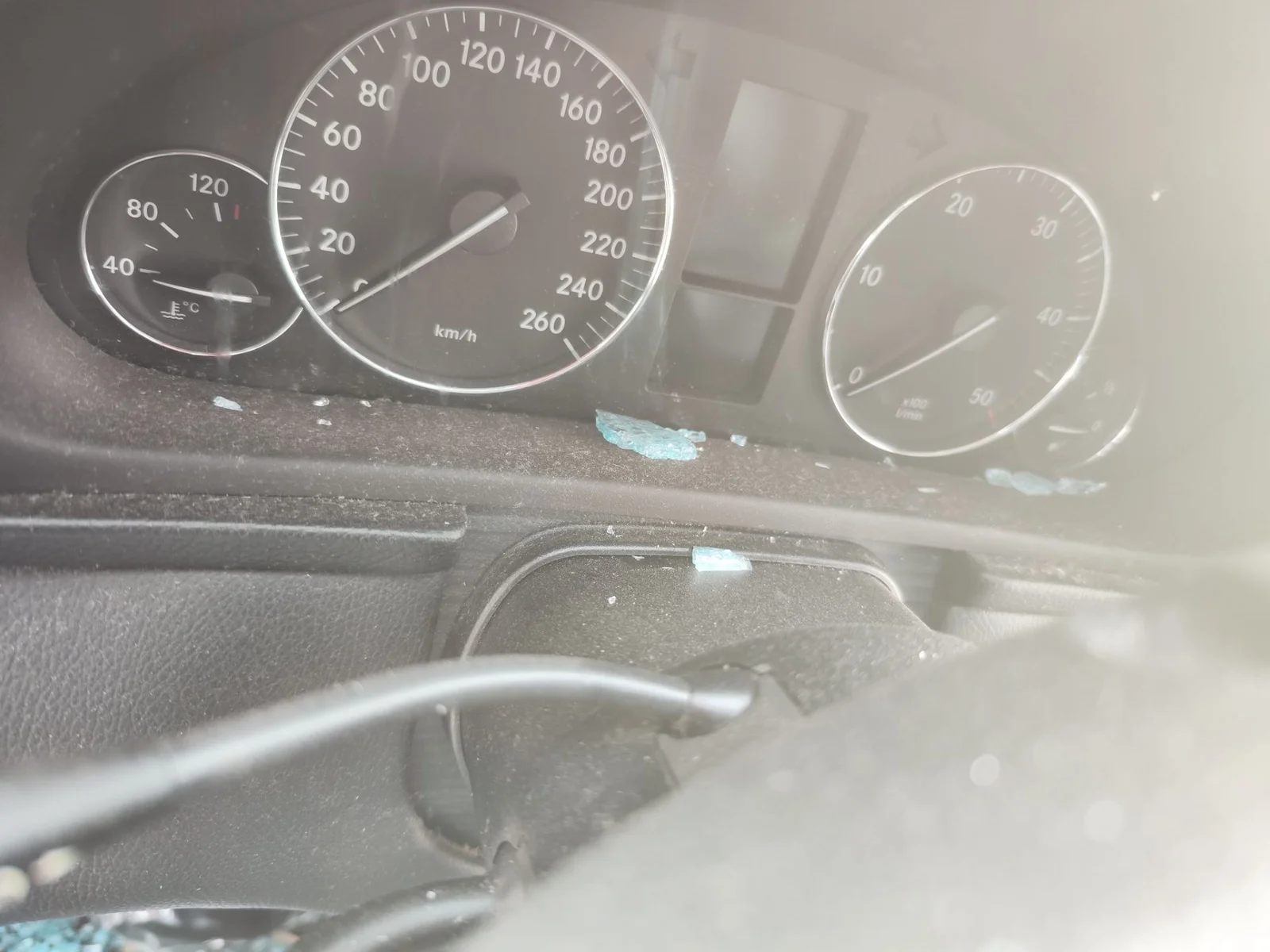 Foto de CUADRO INSTRUMENTOS MERCEDES-BENZ CLASE C (BM 203) BERLINA 3.0 CDI CAT (224 CV / 165 KW)