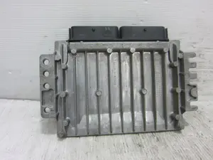 Foto de CENTRALITA MOTOR UCE CHEVROLET MATIZ (2004) 0.8 CAT (52 CV / 38 KW) referencia 96291050 foto 3