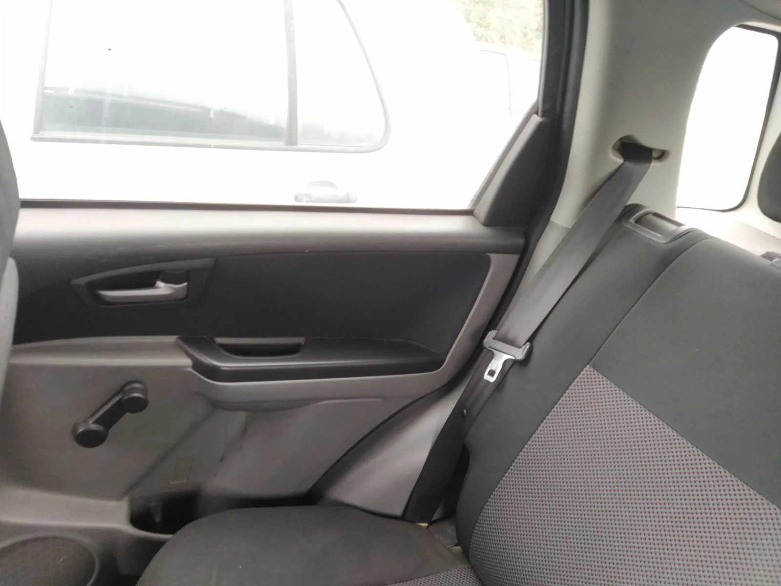 Foto de GUARNECIDO PUERTA TRASERA DERECHA SUZUKI SX4 (RW/EY) 1.6 16V CAT (107 CV / 79 KW) referencia 83730-55LB1-GWH