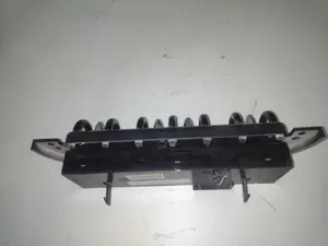 Foto de MANDO ELEVALUNAS DELANTERO IZQUIERDO MINI MINI (R50,R53) 1.6 16V CAT (90 CV / 66 KW) referencia 37055B foto 5