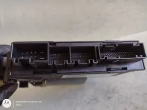 Foto de MOTOR ELEVALUNAS DELANTERO IZQUIERDO VOLKSWAGEN TOUAREG (7L6) 2.5 TDI DPF (174 CV / 128 KW) referencia 3D1959793 foto 4