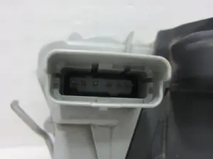 Foto de CERRADURA PUERTA DELANTERA IZQUIERDA PEUGEOT 307 (S1)(04.2001) 2.0 HDi FAP CAT (107 CV / 79 KW) foto 2
