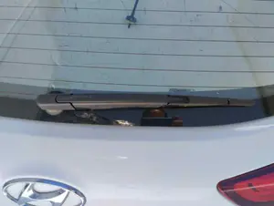Foto de BRAZO LIMPIA TRASERO HYUNDAI I20 (GB) 1.2 16V CAT (84 CV / 62 KW)