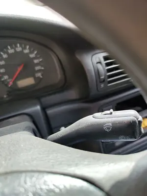 Foto de MANDO LIMPIA VOLKSWAGEN PASSAT VARIANT (3B5) 1.9 TDI (110 CV / 81 KW)