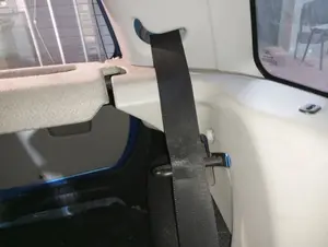 Foto de CINTURON SEGURIDAD TRASERO IZQUIERDO FORD FIESTA (CBK) 1.25 16V CAT (69 CV / 51 KW)