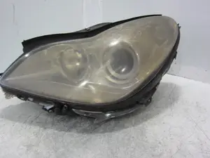 Foto de FARO IZQUIERDO MERCEDES-BENZ CLS (BM 219) 3.0 CDI CAT (224 CV / 165 KW) referencia A0038205826 foto 10