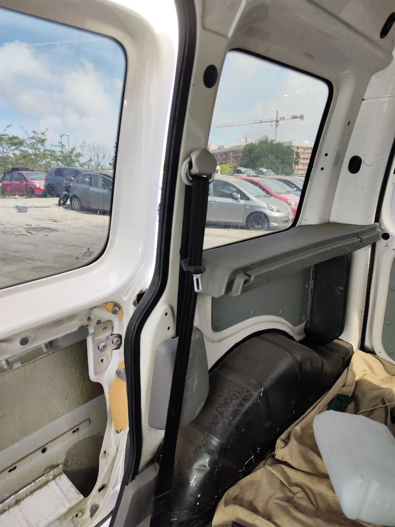 Foto de CINTURON SEGURIDAD TRASERO DERECHO VOLKSWAGEN CADDY (2K)(02.2004) 1.9 TDI (BSU) (75 CV / 55 KW)