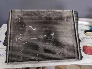 Foto de RADIADOR AGUA BMW SERIE 3 BERLINA (E46) foto 3