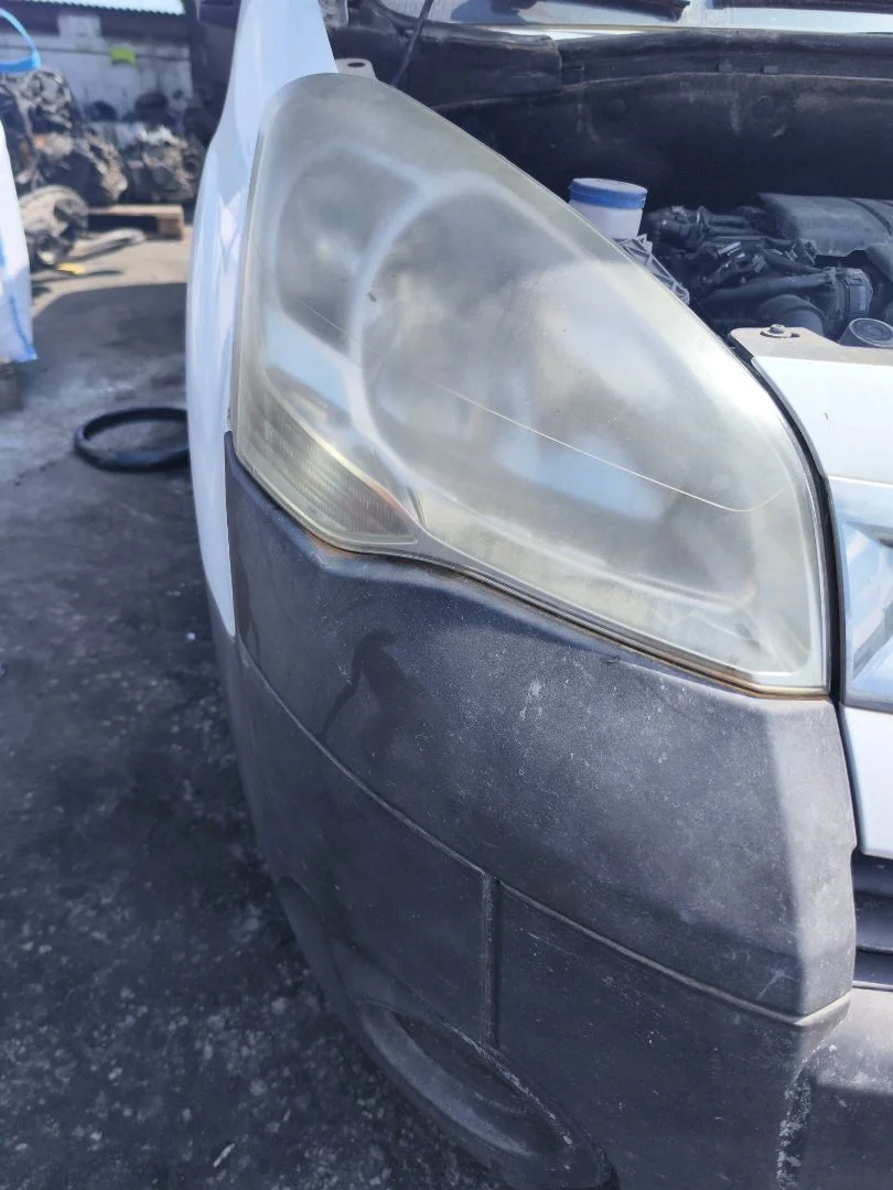 Foto de FARO DERECHO CITROEN BERLINGO FURGÓN 1.6 16V HDi FAP (90 CV / 66 KW) referencia 6206K6