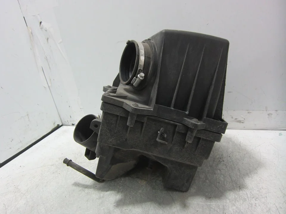 Foto de CAJA FILTRO AIRE OPEL MERIVA B 1.7 16V CDTI (110 CV / 81 KW) referencia 13340818