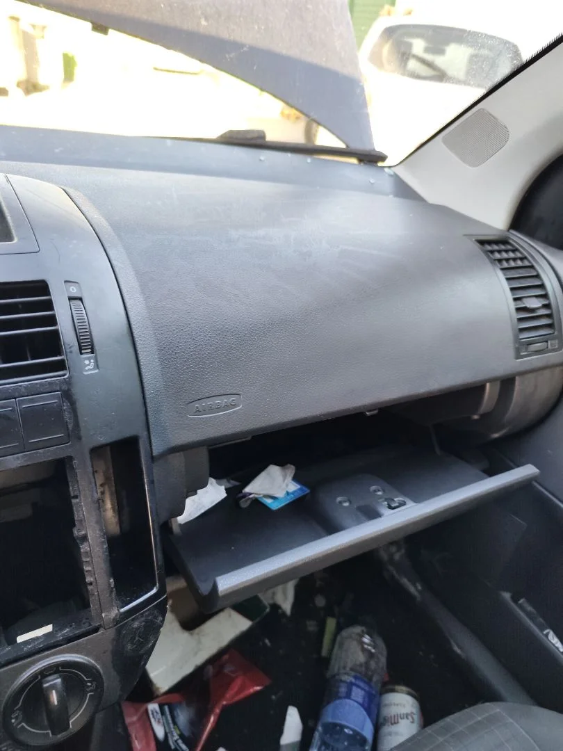 Foto de AIRBAG DELANTERO DERECHO VOLKSWAGEN POLO IV (9N3) 1.9 TDI (101 CV / 74 KW) referencia 6Q0880204C