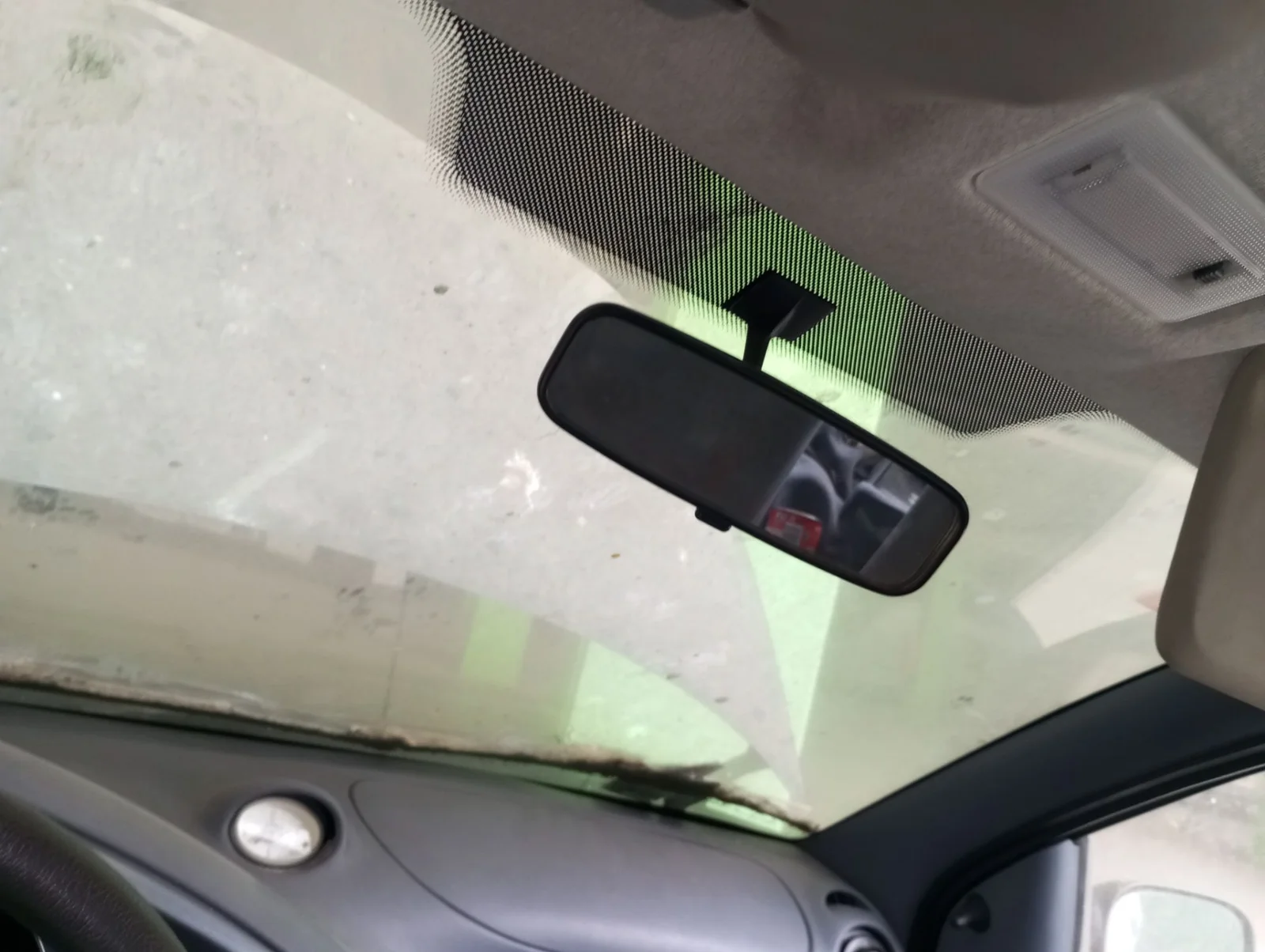 Foto de RETROVISOR INTERIOR FORD KA (CCQ) 1.3 CAT (50 CV / 37 KW)