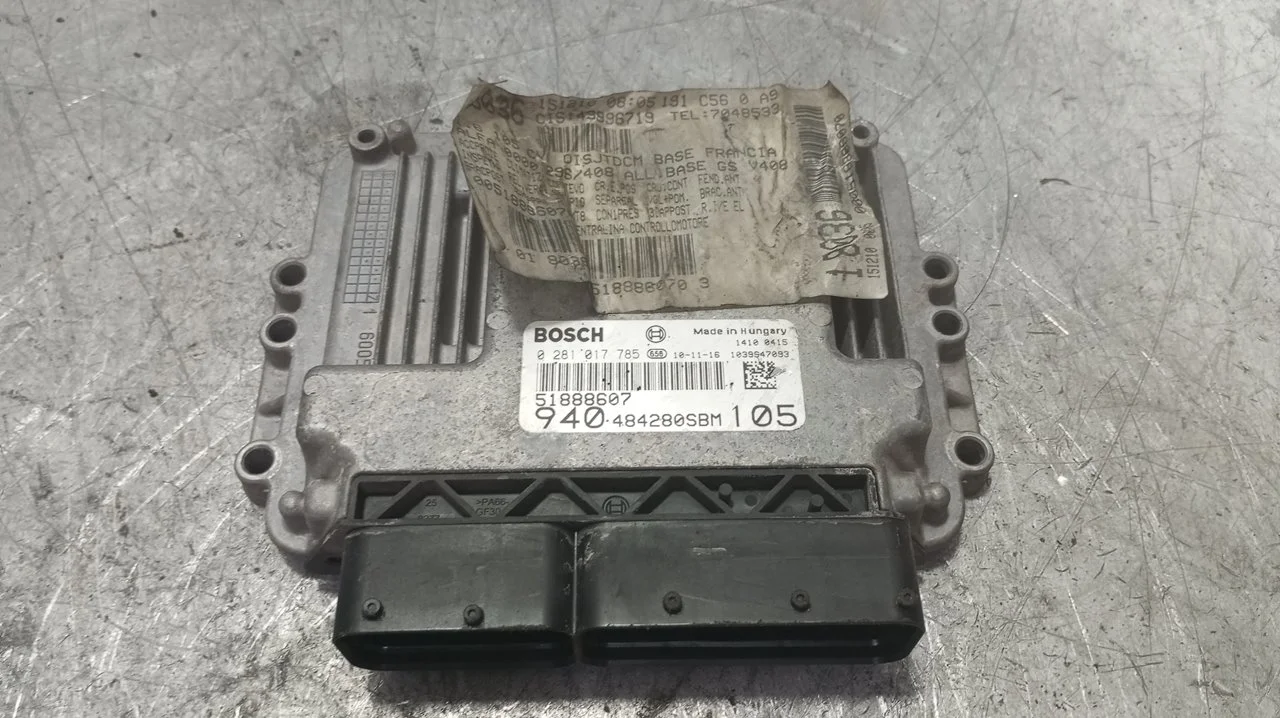 Foto de CENTRALITA MOTOR UCE ALFA ROMEO GIULIETTA (191) 1.6 JTDM CAT (105 CV / 77 KW) referencia 51888607