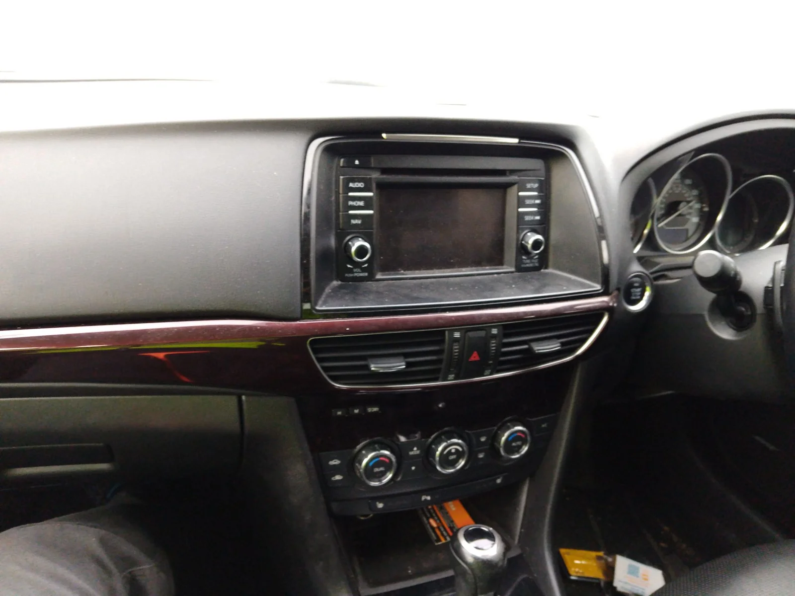 Foto de CALEFACCION ENTERA NORMAL MAZDA 6 BERLINA (GJ) 2.2 Turbodiesel CAT (175 CV / 129 KW)