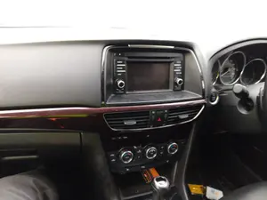 Foto de CALEFACCION ENTERA NORMAL MAZDA 6 BERLINA (GJ) 2.2 Turbodiesel CAT (175 CV / 129 KW)