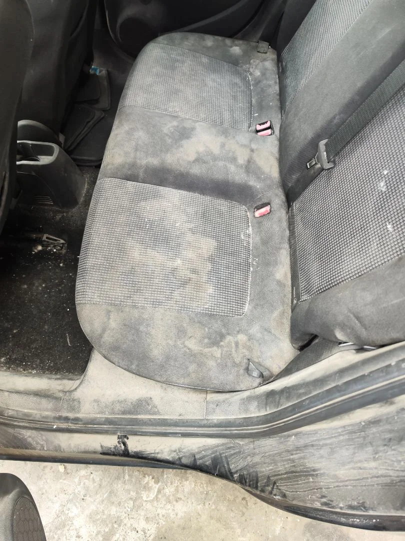 Foto de ASIENTOS TRASERO IZQUIERDO OPEL CORSA D 1.3 16V CDTI (75 CV / 55 KW)