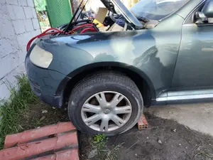 Foto de ALETA DELANTERA IZQUIERDA VOLKSWAGEN TOUAREG (7LA) 2.5 TDI (174 CV / 128 KW)