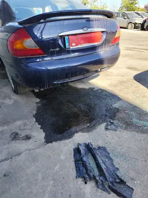 Foto de PARAGOLPES TRASERO FORD MONDEO BERLINA (GD) 1.8 Turbodiesel CAT (90 CV / 66 KW) referencia 1111876
