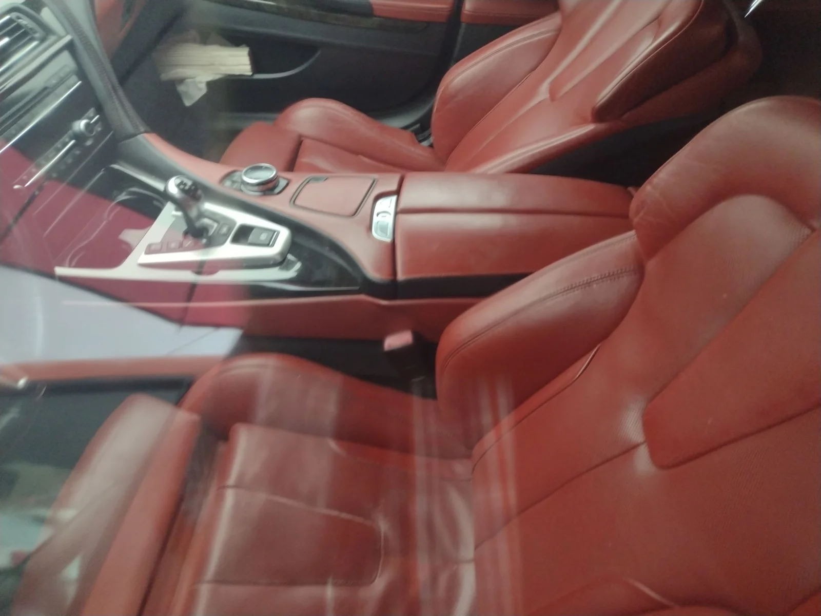 Foto de APOYABRAZOS CENTRAL BMW SERIE M6 GRAN COUPE (F06) 4.4 V8 32V (560 CV / 412 KW) referencia 105057786C