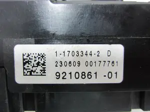 Foto de CAJA RELES / FUSIBLES BMW SERIE 5 GRAN TURISMO (F07) 3.0 24V Turbo (306 CV / 225 KW) referencia 921086101 foto 2