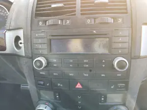 Foto de SISTEMA AUDIO / RADIO CD VOLKSWAGEN TOUAREG (7L6) 4.2 V8 32V FSI (350 CV / 257 KW)