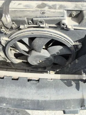 Foto de ELECTROVENTILADOR CITROEN C4 BERLINA 1.6 16V HDi (90 CV / 66 KW)