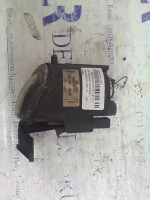 Foto de FARO ANTINIEBLA IZQUIERDO AUDI A6 BERLINA (4B2) referencia 89303051