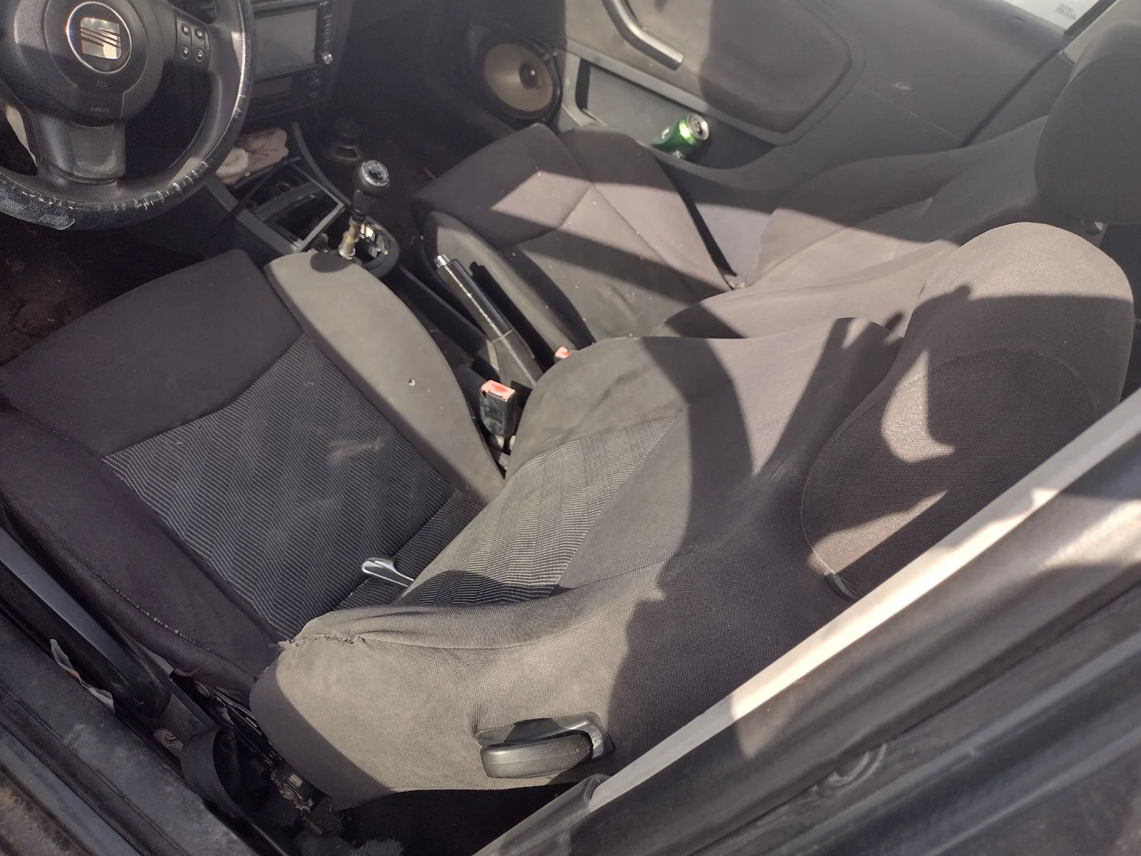 Foto de CINTURON SEGURIDAD DELANTERO IZQUIERDO SEAT IBIZA (6L1) 1.9 TDI (101 CV / 74 KW) referencia 6L3857705L FKZ