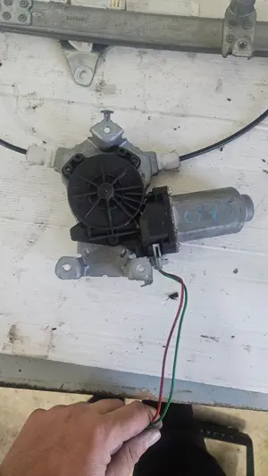 Foto de ELEVALUNAS TRASERO DERECHO NISSAN QASHQAI (J10) 2.0 16V CAT (141 CV / 104 KW) referencia 82700JD40A foto 5