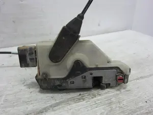 Foto de CERRADURA PUERTA TRASERA DERECHA PEUGEOT 208 1.4 HDi FAP (68 CV / 50 KW) referencia 9688080780 foto 3